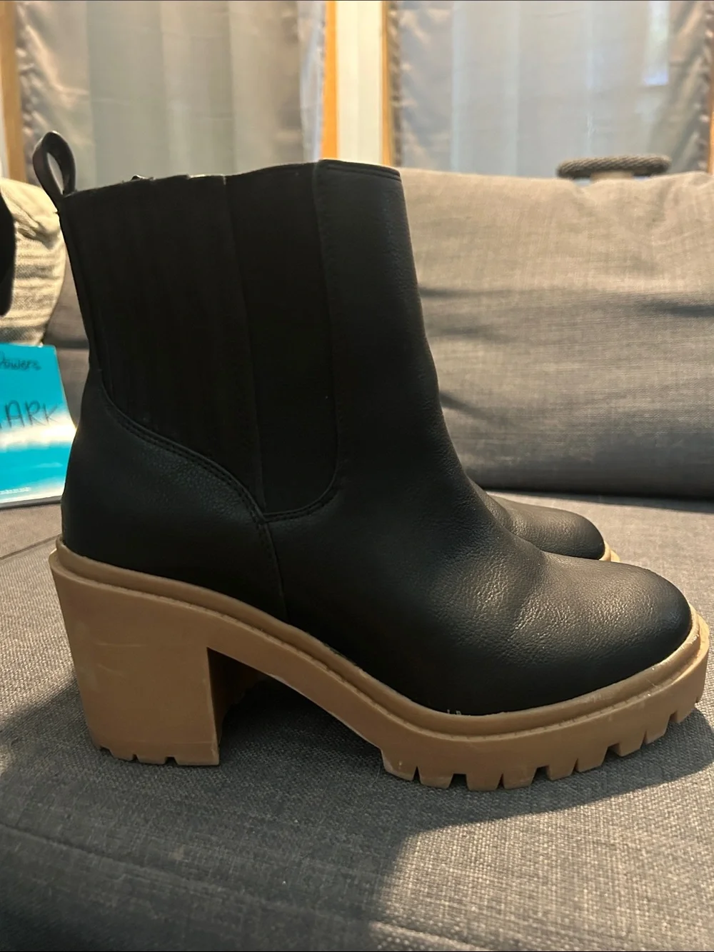 Torrid Finger Gore Wide Width Bootie in Black | Size 7.5 W